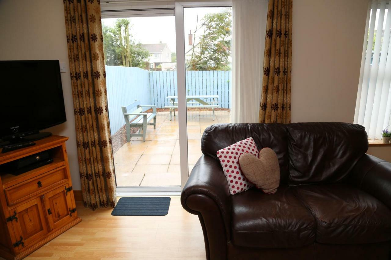 Sunny Seaside Getaway Villa Portstewart Eksteriør billede